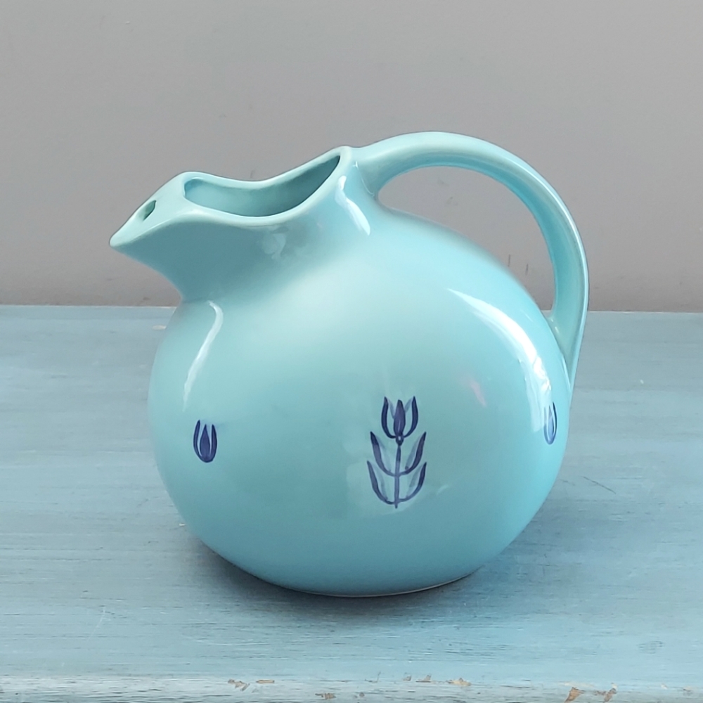 Blue Tulip Ball Pitcher - Picture 7 of 9
